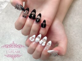 モノクロフレンチネイル