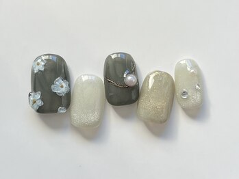 ユノ フィオーレ(Juno fiore)/粘土ぷっくりフラワーネイル