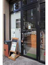 ワンツーワンフィットネス 亀有店(121FITNESS)/店舗入り口【パーソナル/亀有】