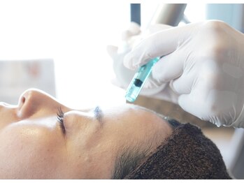 アンティアージュ 福岡本店(antiage)/気になる肌悩みに！