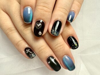 パダアット ヴァラネイル 天神南店(PADA at VALLANAIL)/モード系アシメネイル/個性派