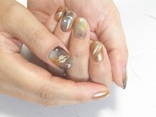 ネイルルーム(Nail Room)の雰囲気（丁寧に端までキッチリ塗り込みます。）