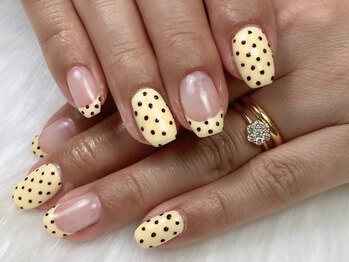 ドット×フレンチネイル