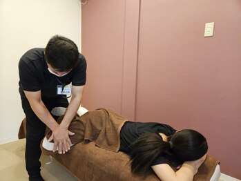 うちんだい整骨院 整体院の写真/国家資格所持★専門学や知見に基づいた圧倒的技術×今注目されているAIを用いた最新姿勢分析で美姿勢へ！