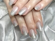 プリュム(plume)/ラメグラデーションネイル