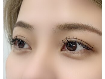 アイラッシュ アンドアール(eyelash and.R)/
