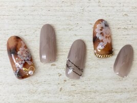 べっこう×レース柄ネイル