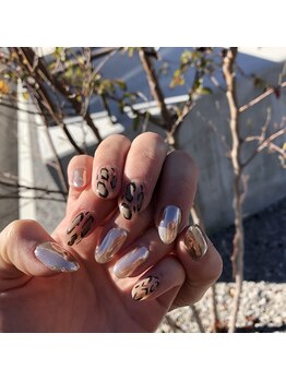 エムサロン 伊勢崎(emusalon)/レオパード柄×ミラー