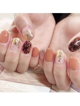 トータルサロン 白べぇーっ プラス/たらし込みネイル♪