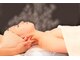 クイーンズ ピュア 恵比寿店(Queen's Pure)の写真/【温感デトックスリンパマッサージ】45℃前後の温水マットの上で全身を深部から温めながら徹底コリほぐし♪