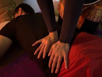 タイランド(Thailand)の写真/【タイ古式マッサージ60分&足つぼ30分￥6200】心身ともに大満足の贅沢全身施術で、身体の不調を改善◎