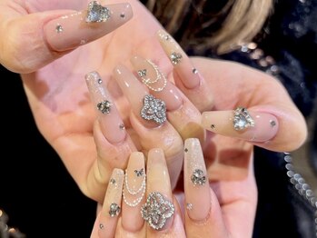 ダブリュー 放出店(W)の写真/【自爪コンプレックス卒業!】長さ出しで魅せる指先美人♪長さ出しが得意なネイルサロン W【ダブリュー】