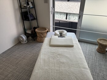 リチューン 自由が丘店(Re.tune)の写真/【高技術と癒しの空間でリピ多数】ほっと出来る空間での極上の施術は、体だけでなく心まで丁寧に癒します。