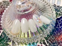 ネイルサロン カラーエイト(Nailsalon COLOR.8)/シンプル・お花・シェルネイル