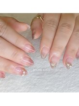 リッシュ トロワ(RICHE trois)/フラッシュラメクリスマスネイル