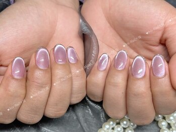 人気な二重フレンチデザイン