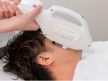 サロン ド ビューティコエル(Salon de Beauty Coelle)の写真/痛みの少ない最新マシン導入店★ムダ毛の不安も、丁寧なカウンセリングで解消◎初回髭脱毛￥6,800！