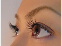 熟練した技術でまつげの健康状態に合わせた施術が魅力的♪ 