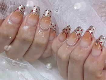 リリアーナ 帯広(LILIANA)/ハートフレンチネイル