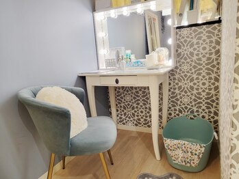 モンエピレ(MON epiler)/各お部屋にドレッサー完備♪