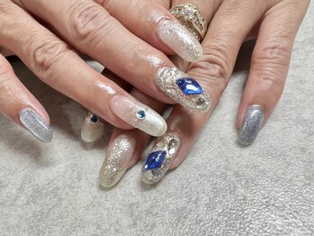 ジョリーネイル(Jolie Nail)の写真/【付替オフ無料♪】季節のアートやトレンドデザイン多数★デザイン力×技術力にファン多数の実力派サロン♪