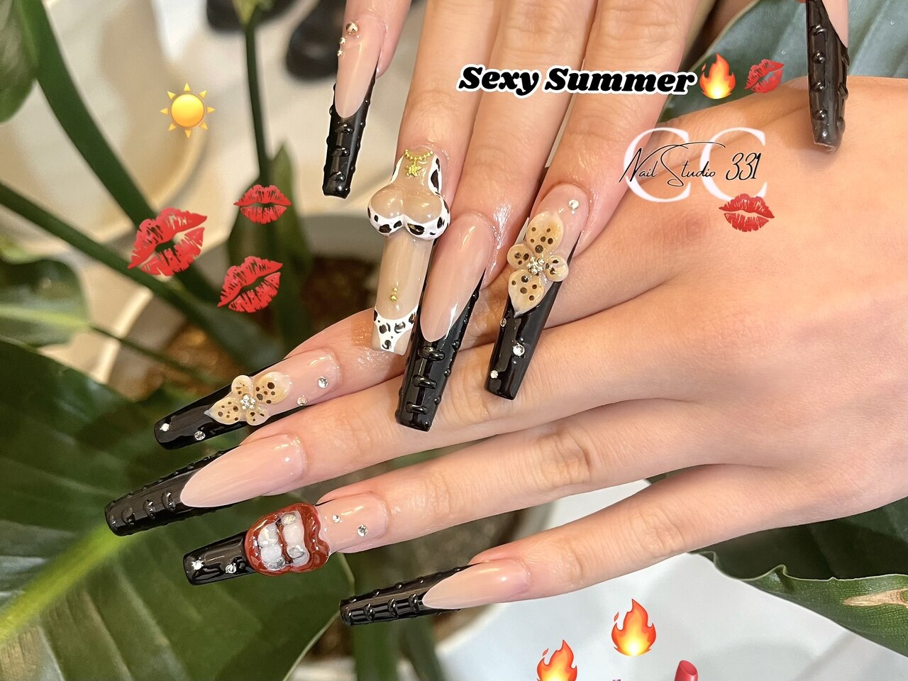 2025年-2026年冬トレンド】リゾート スーパーロングのネイルデザイン集