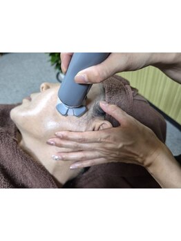 ホウレイ線・たるみ改善！予防ケア