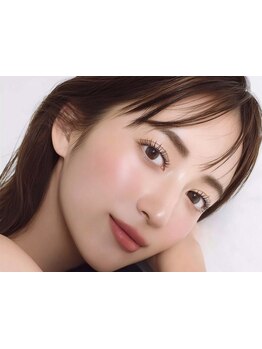 ナチュラル上品な目元にしたい