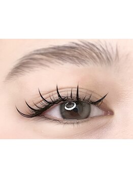 ボリュームのある目元にしたい