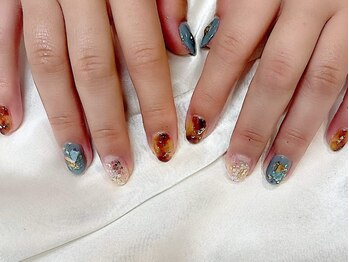 アンジュネイル(Angenail)/くすみcolor×べっ甲 nail
