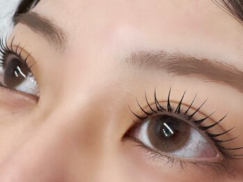 カロ(CARO)/パリジェンヌラッシュリフト