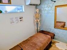 完全個室でリラックスした状態で施術をうけていただけます。