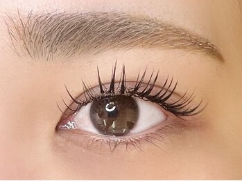 チーク 銀座店(cheek)の写真/抜群のモチの良さ！【フラットラッシュ】自然でナチュラルな仕上がり～濃密なボリュームeyeまで自由自在♪