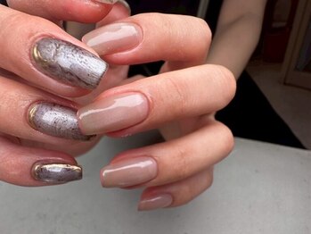 エラン(elan)の写真/【爪への負担は小さく◎見惚れる仕上がりに】