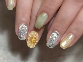 ひまわりネイル