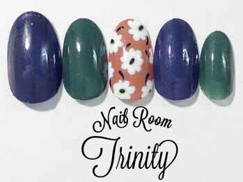 ネイルルーム トリニティ(Nail Room Trinity)/150種類以上選べるアート付