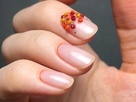 ハンド / ビーズネイル