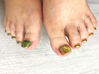 ラウレアネイル(laule'a nail)/アシンメトリーネイル