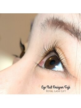 アイネイルデザイナーフジイ(Fujii)/