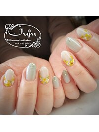 押し花＆ミモザネイル