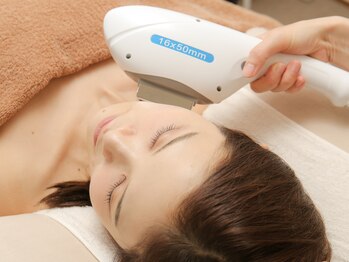 アリー(Allie)/フォト美顔RF　エイジングケアに