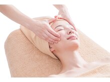 イービーシーシー 名古屋駅前(e.b.c.c.)/8)リフトUP&美白トリートメント 