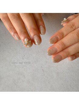 リアンスネイル ヴィヴィッド 岡山店(LianS nail ViViD)/グラデーション+パーツ