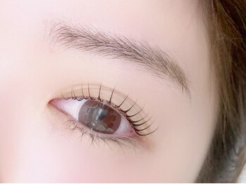 リッシュ(RICHE)の写真/ぱっちりまつ毛でメイクの時短♪[ダメージ補修まつげパーマ【TR付】¥6500]カウンセリングで理想の目元に☆
