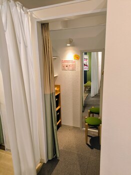 リラク 東急プラザ新長田店(Re.Ra.Ku)/Q.着替えはどこでするの？