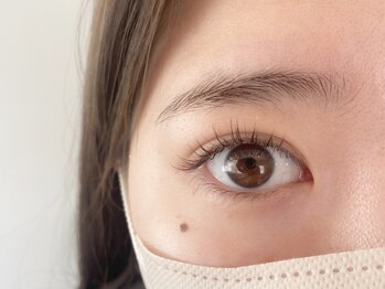 ラピスラズリ(lapis lazuli)の写真/まつげに自信が持てないあなたへ。理想の目元を叶える見極めのプロの施術で新しい朝を笑顔で迎えませんか？