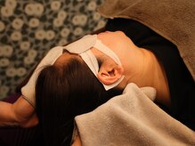 お首の施術風景