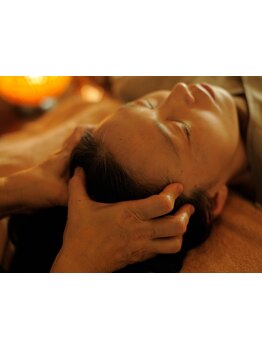 ヘッドスパで癒されたい