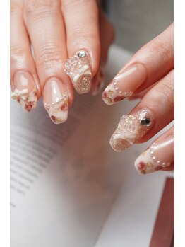 ハグ 浦和(hug)/クラシカルフラワー