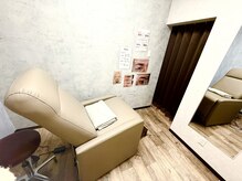 ディサイドロー(DECIDE L.A.W)の雰囲気（アイブロウroomです♪男女問わず人気です♪）